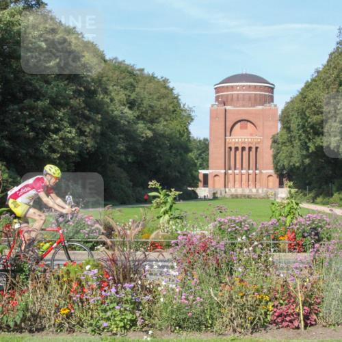 08.09.2024 - Stadtparktriathlon Zöllner http://msf.ph/oto/7040498 08.09.2024 10:08:36 Radfahren 225, 228, 255 meine-sportfotos.de