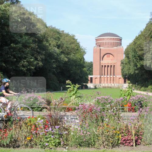 08.09.2024 - Stadtparktriathlon Zöllner http://msf.ph/oto/7040688 08.09.2024 10:13:53 Radfahren 221, 252 meine-sportfotos.de