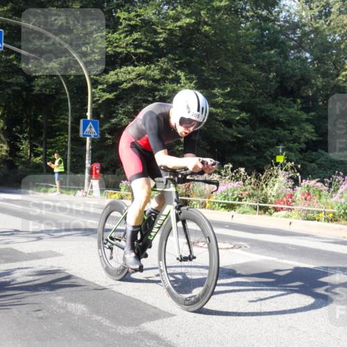 08.09.2024 - Stadtparktriathlon Zöllner http://msf.ph/oto/7040893 08.09.2024 10:14:26 Radfahren 201, 205 meine-sportfotos.de