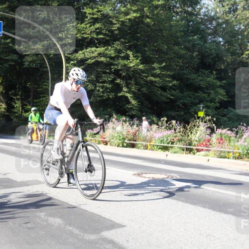 08.09.2024 - Stadtparktriathlon Zöllner http://msf.ph/oto/7040902 08.09.2024 10:14:35 Radfahren 188, 215, 230 meine-sportfotos.de