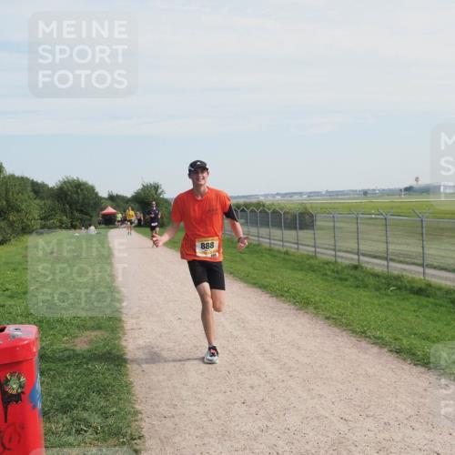 08.09.2024 - Airport Race Miley Keyser http://msf.ph/oto/7048138 08.09.2024 12:01:26 Laufen 888, 888 meine-sportfotos.de