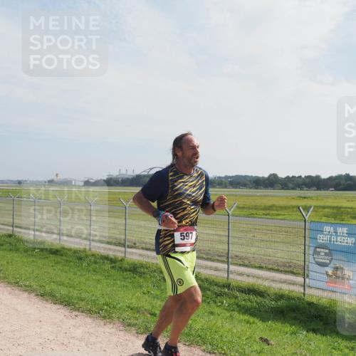 08.09.2024 - Airport Race Miley Keyser http://msf.ph/oto/7048638 08.09.2024 12:07:28 Laufen 597 meine-sportfotos.de