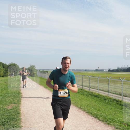 08.09.2024 - Airport Race Miley Keyser http://msf.ph/oto/7048795 08.09.2024 12:08:51 Laufen 1124 meine-sportfotos.de