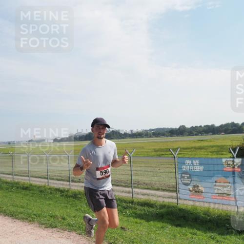 08.09.2024 - Airport Race Miley Keyser http://msf.ph/oto/7049329 08.09.2024 12:13:06 Laufen 590 meine-sportfotos.de