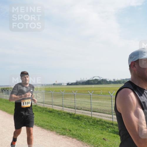 08.09.2024 - Airport Race Miley Keyser http://msf.ph/oto/7049517 08.09.2024 12:14:20 Laufen 697, 1195 meine-sportfotos.de