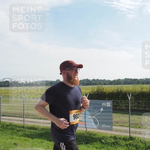 08.09.2024 - Airport Race Miley Keyser http://msf.ph/oto/7049712 08.09.2024 12:15:15 Laufen 902 meine-sportfotos.de