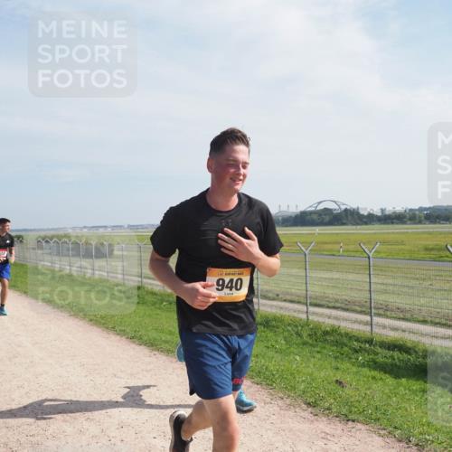 08.09.2024 - Airport Race Miley Keyser http://msf.ph/oto/7049827 08.09.2024 12:15:53 Laufen 940, 80 meine-sportfotos.de