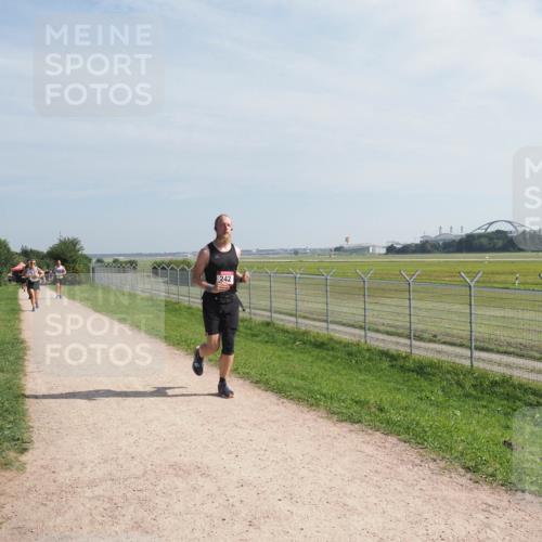 08.09.2024 - Airport Race Miley Keyser http://msf.ph/oto/7049894 08.09.2024 12:16:21 Laufen 242 meine-sportfotos.de