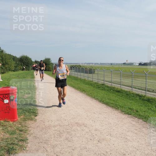 08.09.2024 - Airport Race Miley Keyser http://msf.ph/oto/7049899 08.09.2024 12:16:27 Laufen 935 meine-sportfotos.de