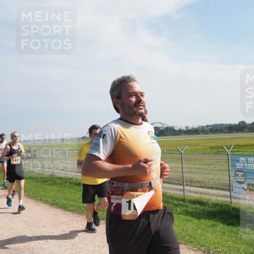 08.09.2024 - Airport Race Miley Keyser http://msf.ph/oto/7050144 08.09.2024 12:18:06 Laufen 252, 15, 1422, 1 meine-sportfotos.de