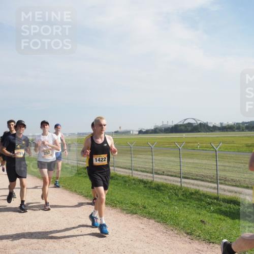 08.09.2024 - Airport Race Miley Keyser http://msf.ph/oto/7050150 08.09.2024 12:18:07 Laufen 51, 252, 1422 meine-sportfotos.de