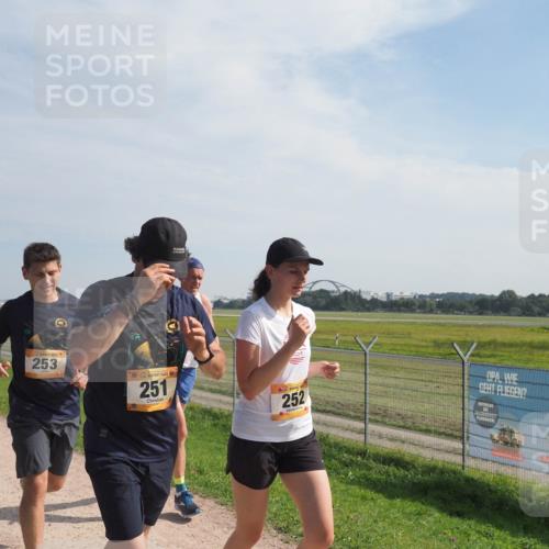 08.09.2024 - Airport Race Miley Keyser http://msf.ph/oto/7050159 08.09.2024 12:18:08 Laufen 1302, 253, 251, 252 meine-sportfotos.de