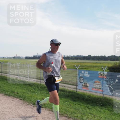 08.09.2024 - Airport Race Miley Keyser http://msf.ph/oto/7050468 08.09.2024 12:20:11 Laufen 900 meine-sportfotos.de