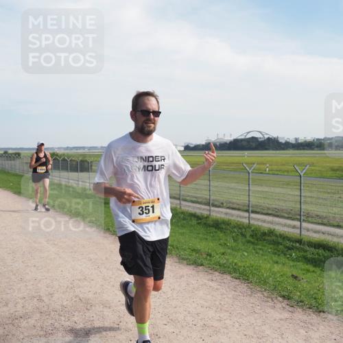 08.09.2024 - Airport Race Miley Keyser http://msf.ph/oto/7050978 08.09.2024 12:23:14 Laufen 129, 423, 1496, 351 meine-sportfotos.de