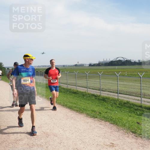 08.09.2024 - Airport Race Miley Keyser http://msf.ph/oto/7051134 08.09.2024 12:24:19 Laufen 48, 884, 574 meine-sportfotos.de