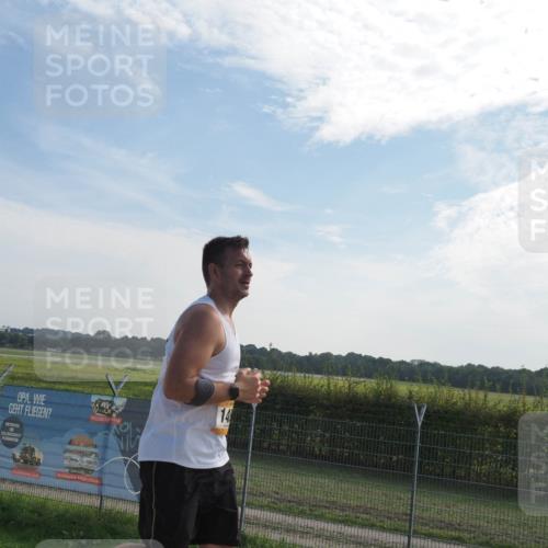 08.09.2024 - Airport Race Miley Keyser http://msf.ph/oto/7051359 08.09.2024 12:25:53 Laufen 14 meine-sportfotos.de