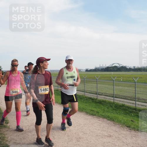 08.09.2024 - Airport Race Miley Keyser http://msf.ph/oto/7051707 08.09.2024 12:27:53 Laufen 544, 1492 meine-sportfotos.de