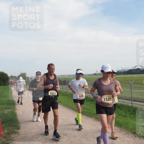 08.09.2024 - Airport Race Miley Keyser http://msf.ph/oto/7051738 08.09.2024 12:28:01 Laufen 213, 1531, 838, 1529 meine-sportfotos.de
