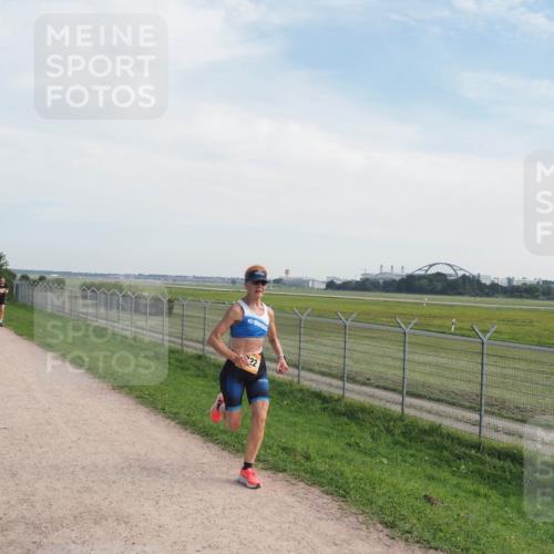 08.09.2024 - Airport Race Miley Keyser http://msf.ph/oto/7052050 08.09.2024 12:29:52 Laufen 22 meine-sportfotos.de