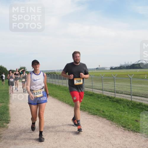 08.09.2024 - Airport Race Miley Keyser http://msf.ph/oto/7052198 08.09.2024 12:30:55 Laufen 24, 1414, 1332, 745 meine-sportfotos.de