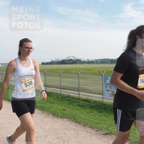 08.09.2024 - Airport Race Miley Keyser http://msf.ph/oto/7052474 08.09.2024 12:32:46 Laufen 571, 538, 1445 meine-sportfotos.de