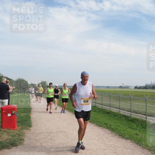 08.09.2024 - Airport Race Miley Keyser http://msf.ph/oto/7052512 08.09.2024 12:33:03 Laufen 389, 101, 1328, 456 meine-sportfotos.de