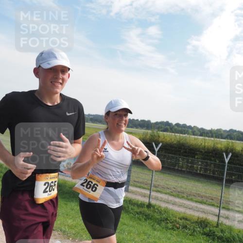 08.09.2024 - Airport Race Miley Keyser http://msf.ph/oto/7052681 08.09.2024 12:33:57 Laufen 265, 266 meine-sportfotos.de
