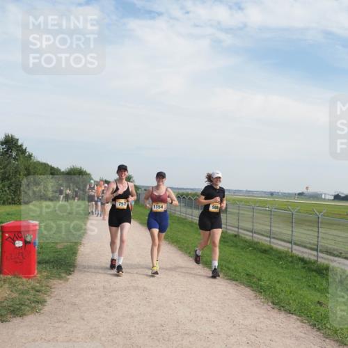 08.09.2024 - Airport Race Miley Keyser http://msf.ph/oto/7052781 08.09.2024 12:34:42 Laufen 752, 1154, 988 meine-sportfotos.de