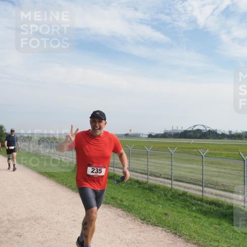 08.09.2024 - Airport Race Miley Keyser http://msf.ph/oto/7053269 08.09.2024 12:38:22 Laufen 1039, 1418, 235 meine-sportfotos.de