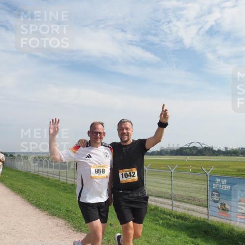 08.09.2024 - Airport Race Miley Keyser http://msf.ph/oto/7053340 08.09.2024 12:38:55 Laufen 958, 1042 meine-sportfotos.de