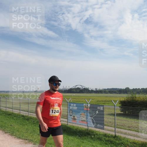 08.09.2024 - Airport Race Miley Keyser http://msf.ph/oto/7053388 08.09.2024 12:39:11 Laufen 1248 meine-sportfotos.de