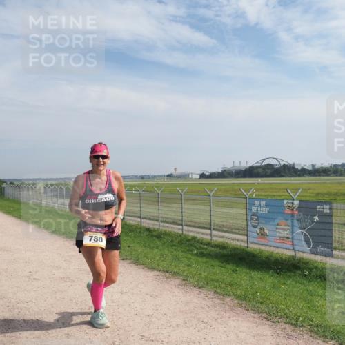 08.09.2024 - Airport Race Miley Keyser http://msf.ph/oto/7053421 08.09.2024 12:39:19 Laufen 780 meine-sportfotos.de