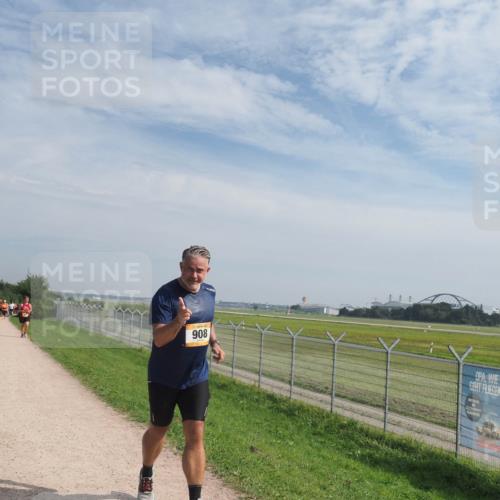 08.09.2024 - Airport Race Miley Keyser http://msf.ph/oto/7053677 08.09.2024 12:41:41 Laufen 908 meine-sportfotos.de