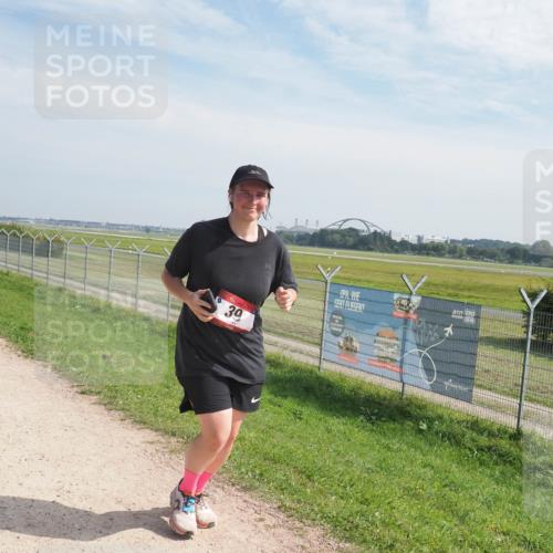 08.09.2024 - Airport Race Miley Keyser http://msf.ph/oto/7053699 08.09.2024 12:41:57 Laufen 39 meine-sportfotos.de