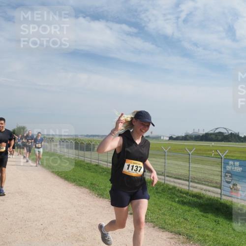 08.09.2024 - Airport Race Miley Keyser http://msf.ph/oto/7053784 08.09.2024 12:42:46 Laufen 750, 1137 meine-sportfotos.de
