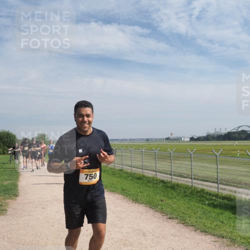 08.09.2024 - Airport Race Miley Keyser http://msf.ph/oto/7053792 08.09.2024 12:42:48 Laufen 750 meine-sportfotos.de