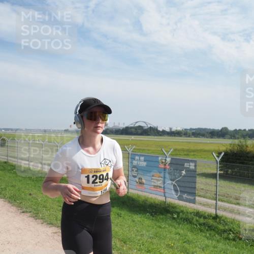 08.09.2024 - Airport Race Miley Keyser http://msf.ph/oto/7053892 08.09.2024 12:43:33 Laufen 1294, 1294, 3771, 110 meine-sportfotos.de