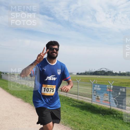 08.09.2024 - Airport Race Miley Keyser http://msf.ph/oto/7053975 08.09.2024 12:44:24 Laufen 1075 meine-sportfotos.de