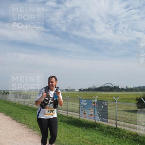 08.09.2024 - Airport Race Miley Keyser http://msf.ph/oto/7054043 08.09.2024 12:44:52 Laufen 782, 782 meine-sportfotos.de