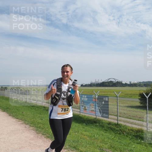 08.09.2024 - Airport Race Miley Keyser http://msf.ph/oto/7054045 08.09.2024 12:44:52 Laufen 782, 782 meine-sportfotos.de
