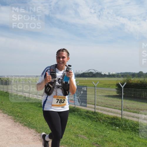 08.09.2024 - Airport Race Miley Keyser http://msf.ph/oto/7054047 08.09.2024 12:44:52 Laufen 782, 782 meine-sportfotos.de