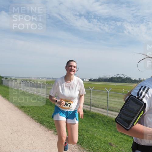 08.09.2024 - Airport Race Miley Keyser http://msf.ph/oto/7054298 08.09.2024 12:49:22 Laufen 087 meine-sportfotos.de