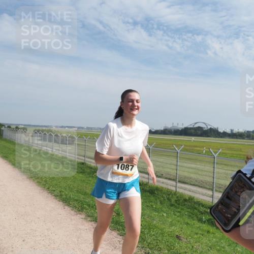 08.09.2024 - Airport Race Miley Keyser http://msf.ph/oto/7054299 08.09.2024 12:49:22 Laufen 1087 meine-sportfotos.de