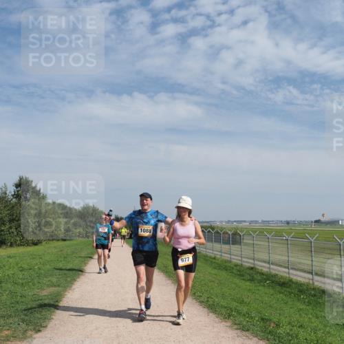 08.09.2024 - Airport Race Miley Keyser http://msf.ph/oto/7054416 08.09.2024 12:51:18 Laufen 102, 1088, 977 meine-sportfotos.de