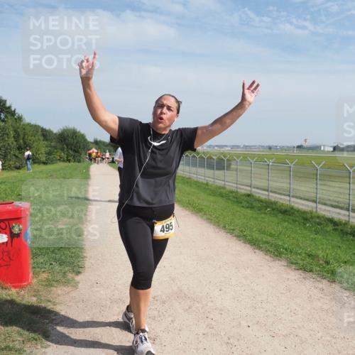 08.09.2024 - Airport Race Miley Keyser http://msf.ph/oto/7054518 08.09.2024 12:52:59 Laufen 495 meine-sportfotos.de