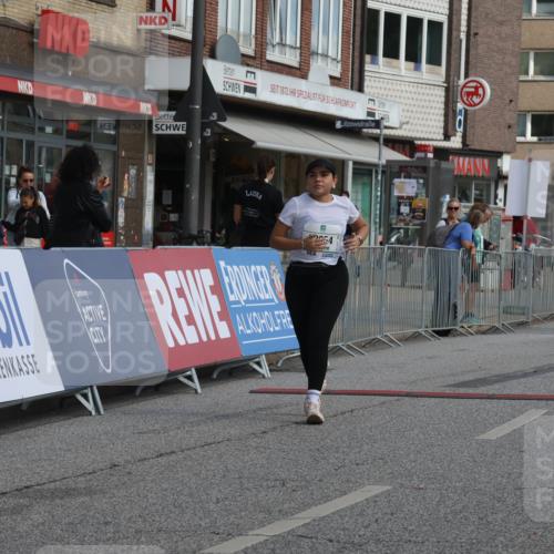 15.09.2024 - PSD Bank Halbmarathon Michael Strokosch http://msf.ph/oto/7054933 15.09.2024 12:39:08 Ziel 2523, 2954, 3367 meine-sportfotos.de