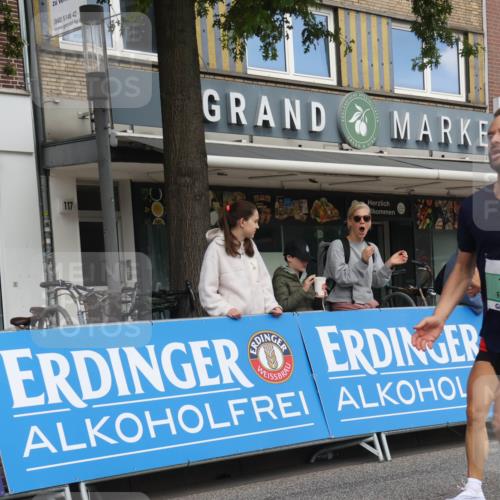 15.09.2024 - PSD Bank Halbmarathon Michael Strokosch http://msf.ph/oto/7054940 15.09.2024 11:29:34 Ziel 702, 703, 906, 909, 947, 1017, 1413, 1423, 1991, 2481, 2567, 3512 meine-sportfotos.de