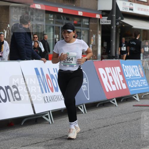 15.09.2024 - PSD Bank Halbmarathon Michael Strokosch http://msf.ph/oto/7054945 15.09.2024 12:39:10 Ziel 2523, 2954, 3367 meine-sportfotos.de