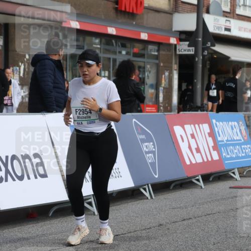 15.09.2024 - PSD Bank Halbmarathon Michael Strokosch http://msf.ph/oto/7054947 15.09.2024 12:39:10 Ziel 2523, 2954, 3367 meine-sportfotos.de
