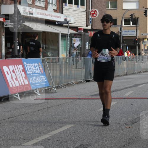 15.09.2024 - PSD Bank Halbmarathon Michael Strokosch http://msf.ph/oto/7054951 15.09.2024 12:39:12 Ziel 2523, 2954, 3367 meine-sportfotos.de